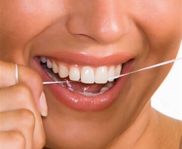 How do I use dental floss?